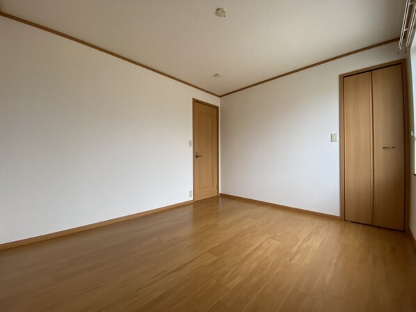 サニーレジデンスの物件内観写真